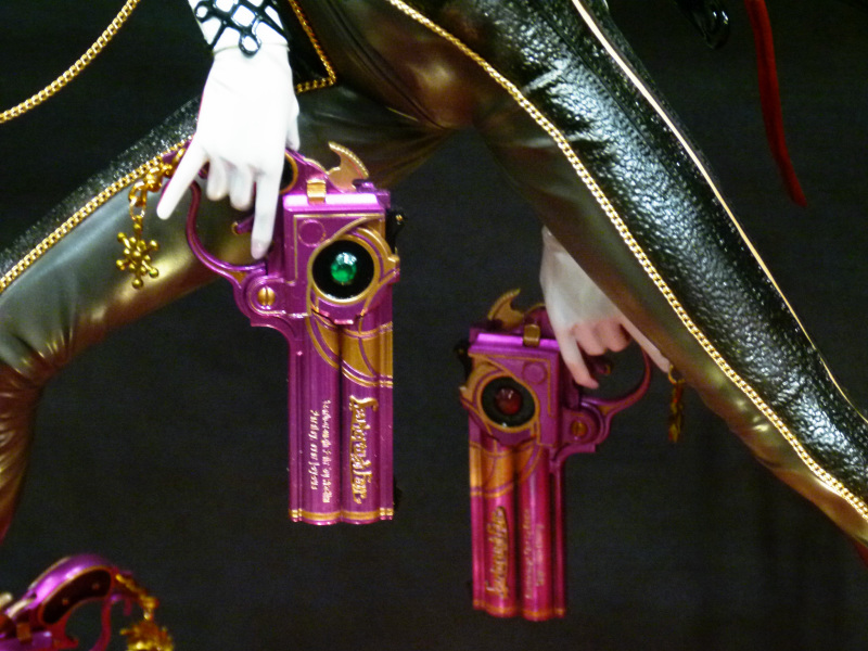 Illustration for article titled This Bayonetta Figure Pistol Kicks Out A Whopping Price Tag